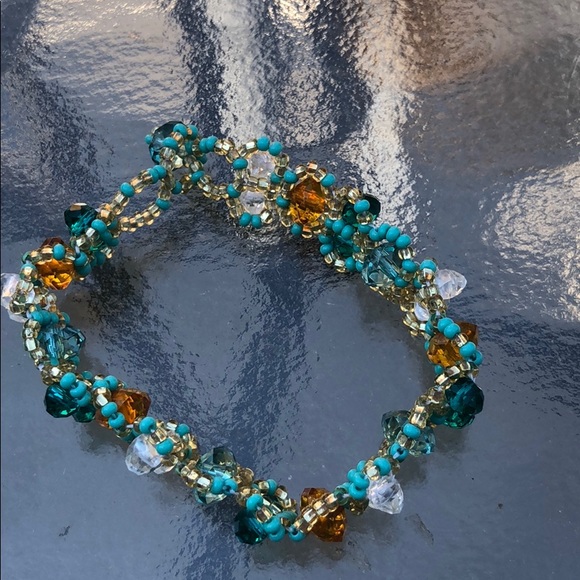 Small teal jeweled bracelet - Picture 2 of 2